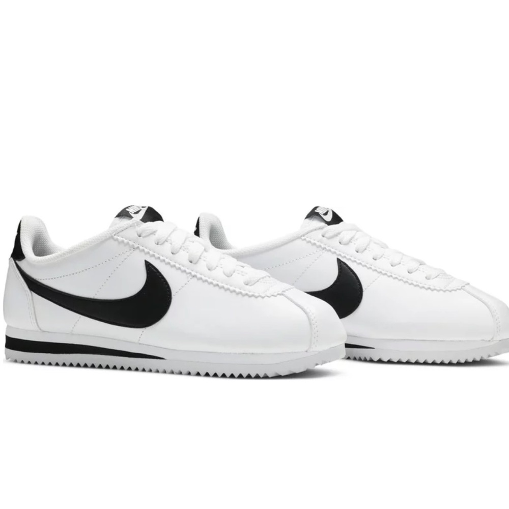 Nike Cortez Leather White / Black Size 8